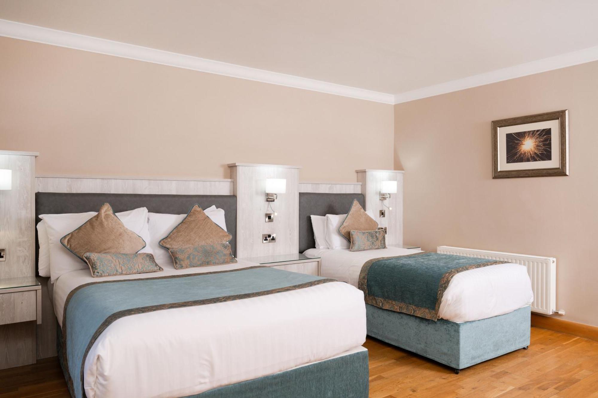 The Villa Rose Hotel & V-Spa Ballybofey Exterior foto